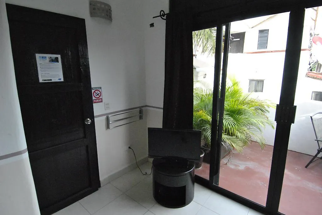 B&B Tiburon Playa del Carmen México